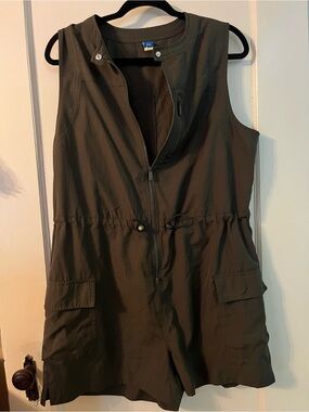 Old Navy Army Green Sleeveless Stretch Romper